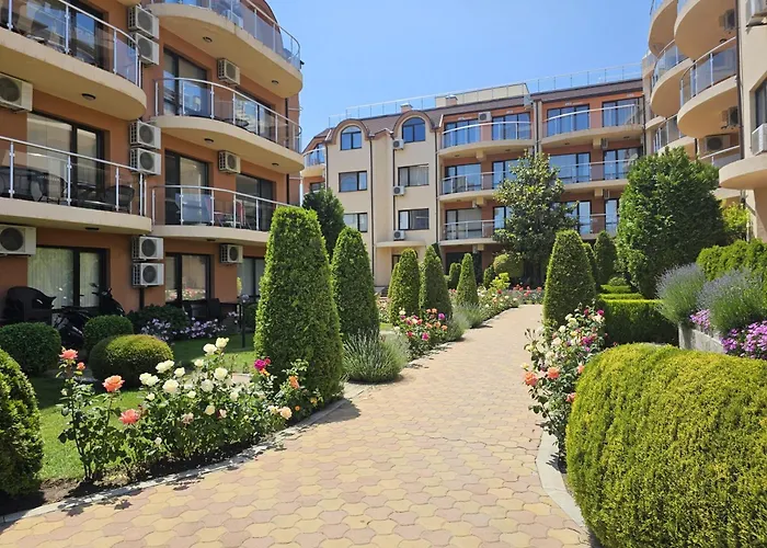 Magnolia Apartment Ravda