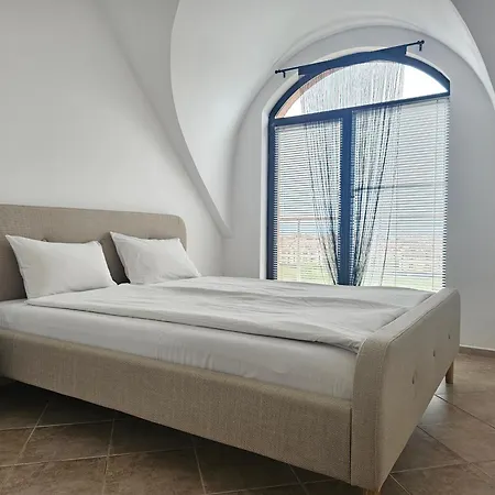 Magnolia Apartment Ravda